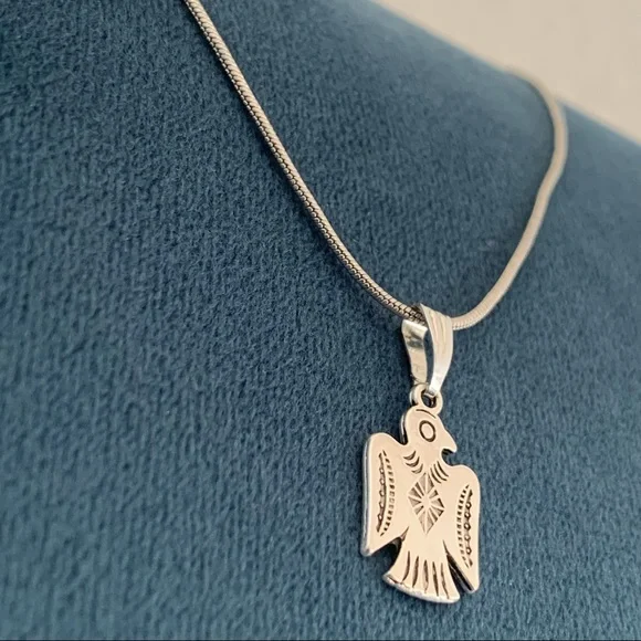 • NEW!  Dainty Thunderbird Choker • - Picture 3 of 12